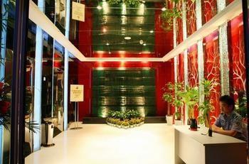 Shengjing Yijia Hotel Xiangyang  Екстериор снимка